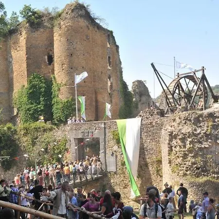 Le Flanelmont Panzió